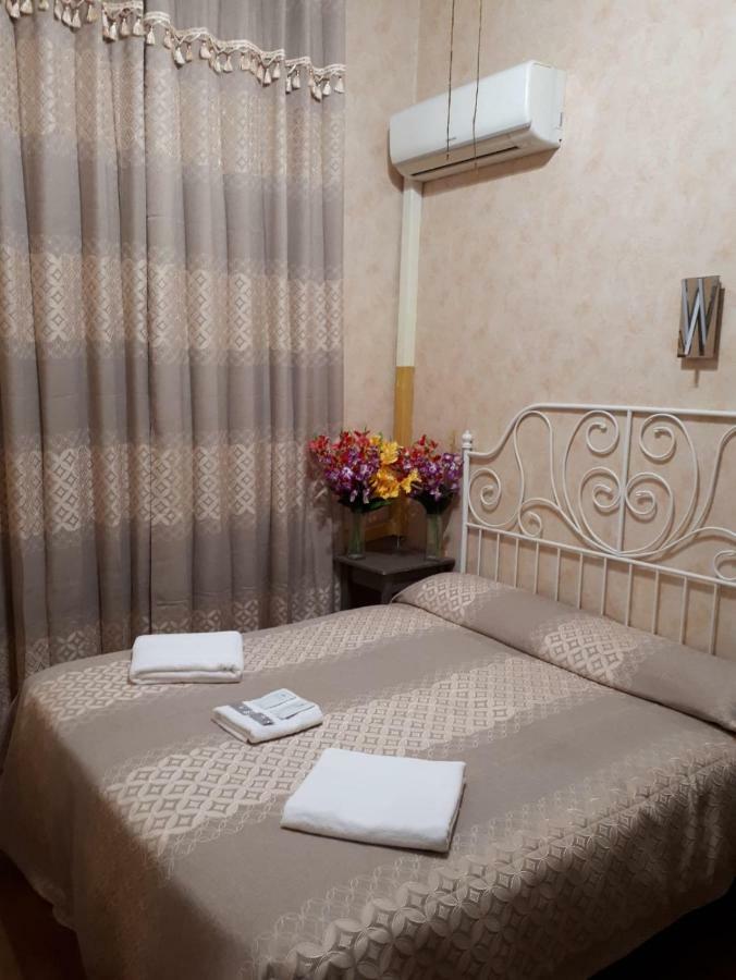Botel Inn Rome Bagian luar foto