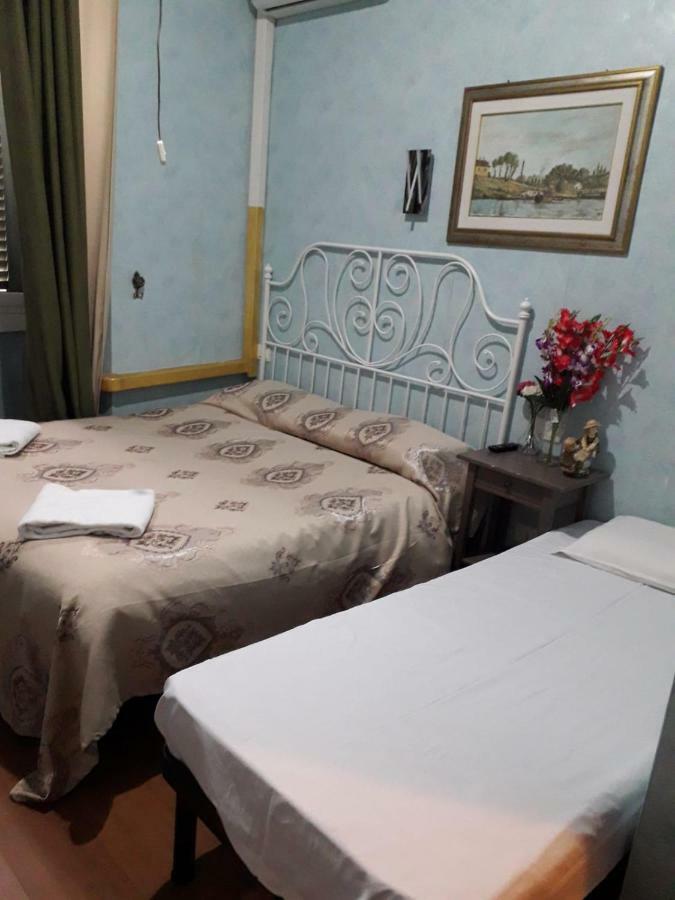 Botel Inn Rome Bagian luar foto